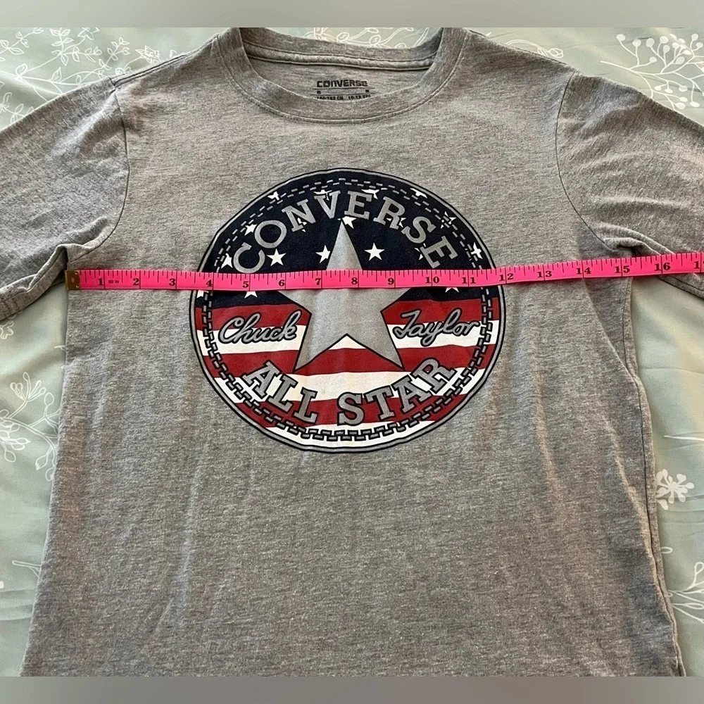EUC Converse Chuck Taylor Youth Gray Tee w/Graphic; Size M 10-12 yrs; Unisex